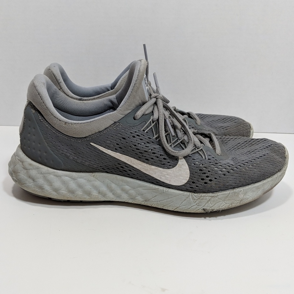 NIKE Skyelux Running Sneaker sz 9